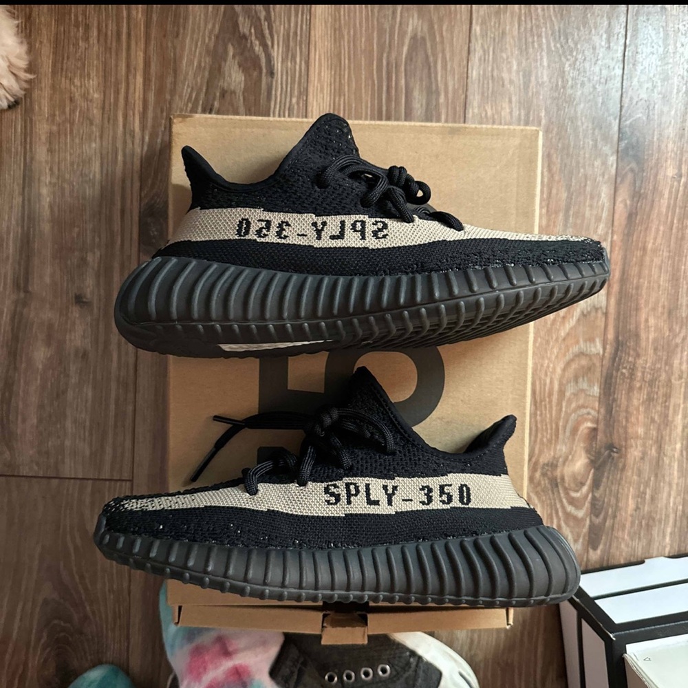 Yeezy 350 size 5
